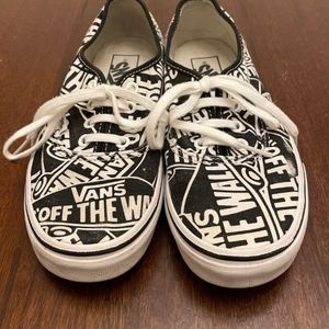 .Vans off the wall shoes size Women's 71/2 men's 6